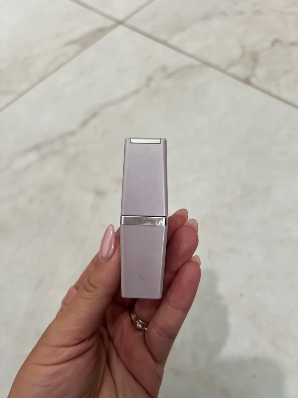Avon Berry Violet C Lipstick